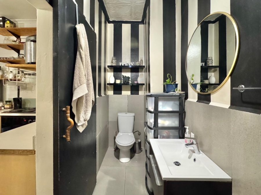 3 Bedroom Property for Sale in Woodstock Western Cape